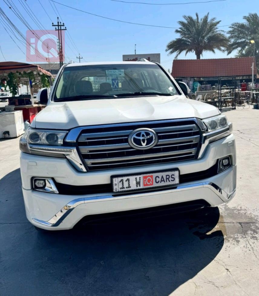 تويوتا لاندكروزر